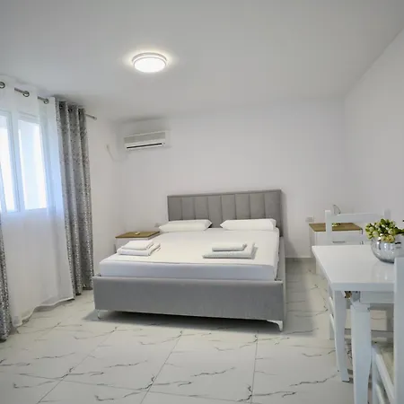 Redi Sea View Sarande